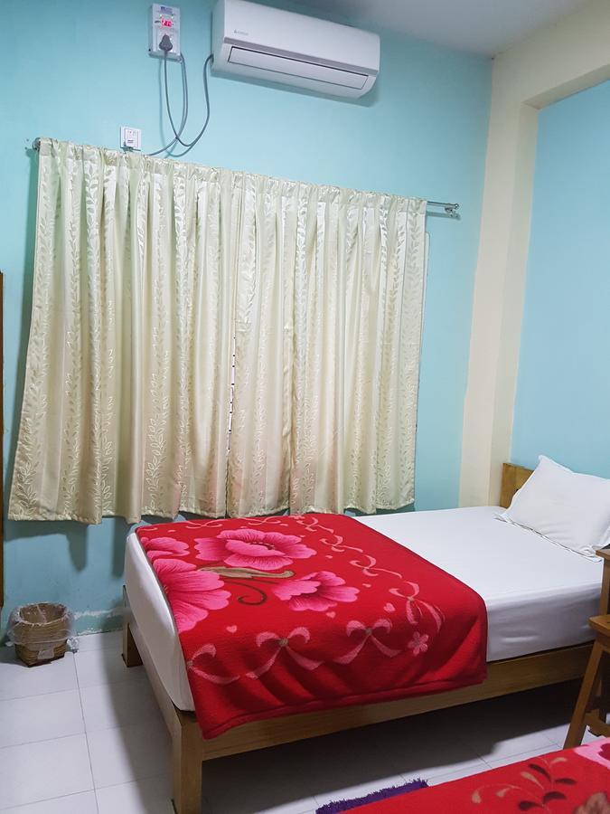 Gold Star Guest House Nyaung-U Ngoại thất bức ảnh