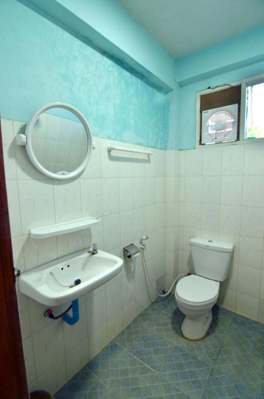 Gold Star Guest House Nyaung-U Ngoại thất bức ảnh