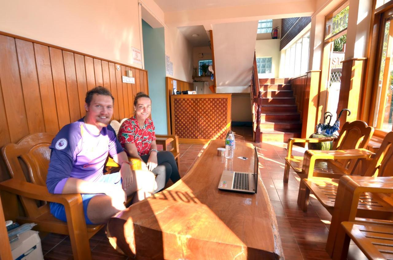 Gold Star Guest House Nyaung-U Ngoại thất bức ảnh